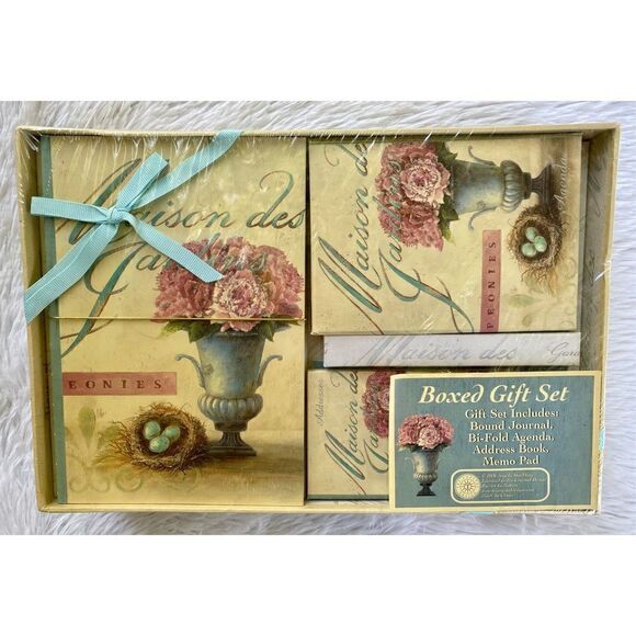 NWT Shabby Chic Floral Vintage 5 Pc Journal Boxed Gift Set - Picture 2 of 10